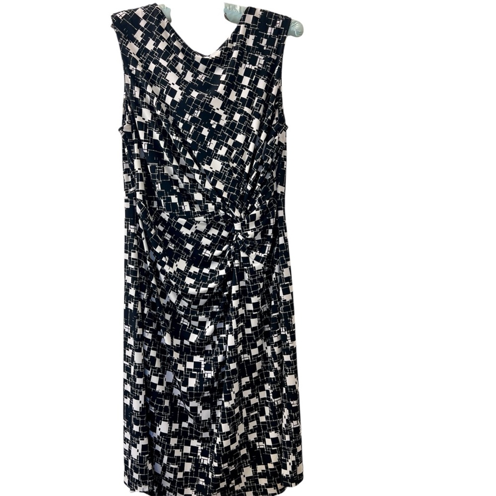 Chaus Ruched Front Stretchy Geometric Dress